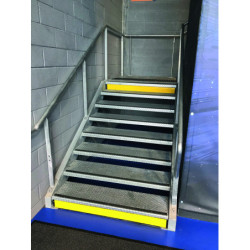 Plaque contremarche en aluminium