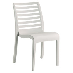 Chaise plastique empilable SOLANDRA